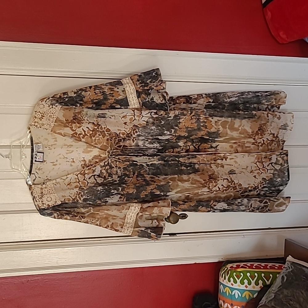 Take Two, sheer floral, kimono-ish top, L 14/16